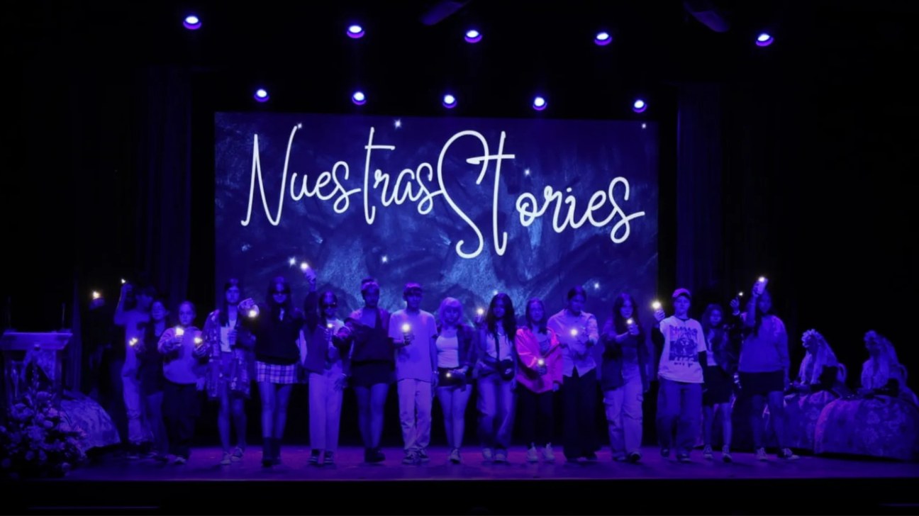 Elenco de Nuestras Stories en escena